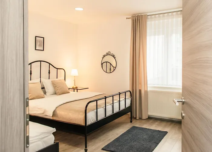 Goodlife Deluxe Apartment